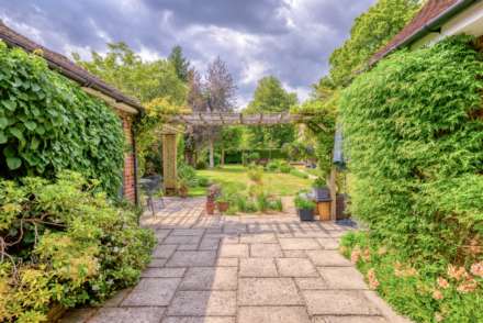 River Road, Caversham Heights, Reading, Image 5