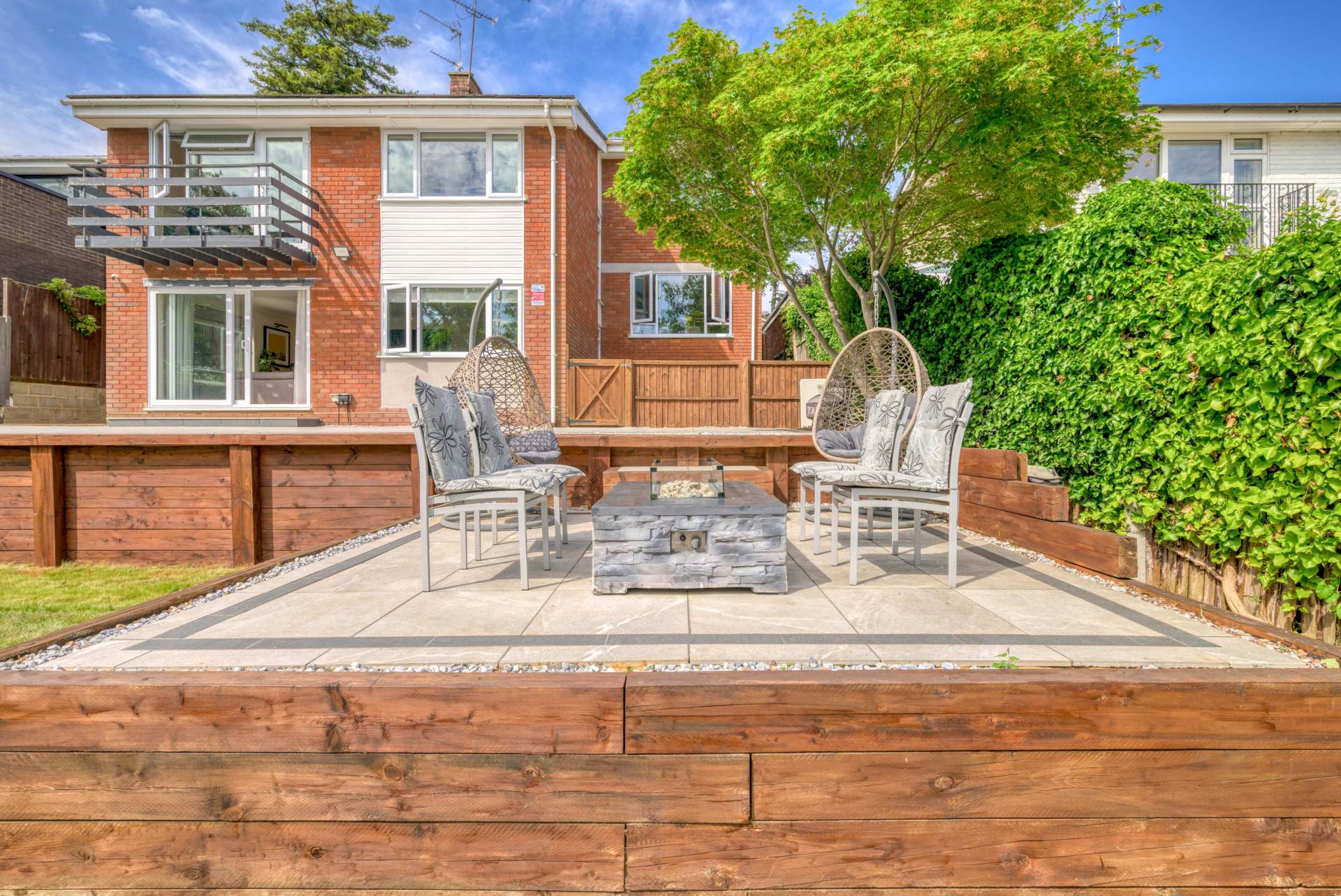 Ridge Hall Close, Caversham, Image 9