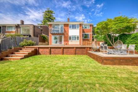 Ridge Hall Close, Caversham, Image 1