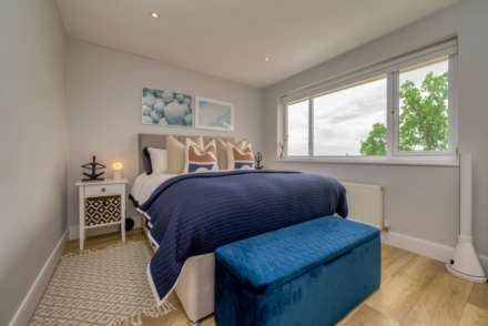 Ridge Hall Close, Caversham, Image 23