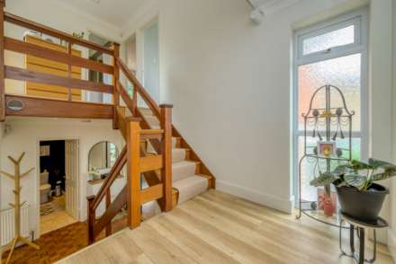 Ridge Hall Close, Caversham, Image 25
