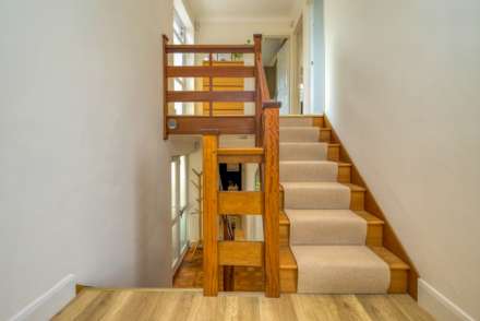 Ridge Hall Close, Caversham, Image 26