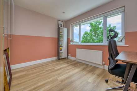 Ridge Hall Close, Caversham, Image 27