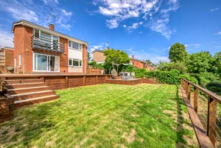 Ridge Hall Close, Caversham, Image 35