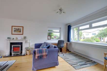 Silverthorne Drive, Caversham, Image 19