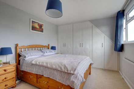 Silverthorne Drive, Caversham, Image 24