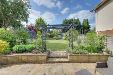 Silverthorne Drive, Caversham, Image 31