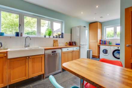 Grosvenor Road, Caversham, Image 11
