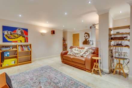 Grosvenor Road, Caversham, Image 17