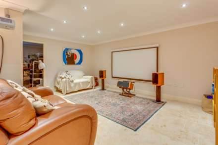 Grosvenor Road, Caversham, Image 5