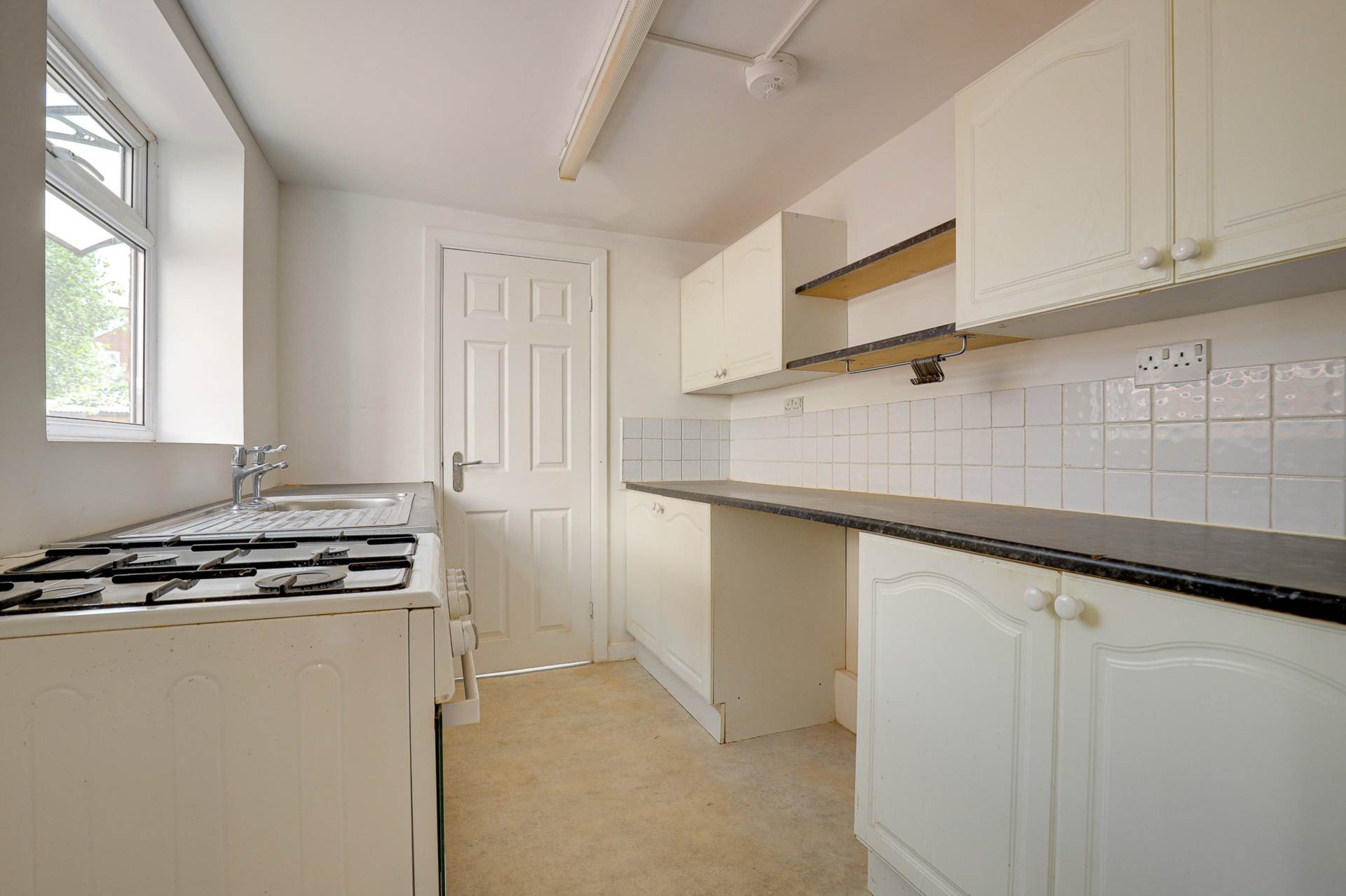 Kings Road, Caversham, Reading, Image 7