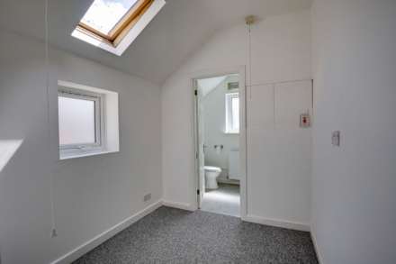 Kings Road, Caversham, Reading, Image 11