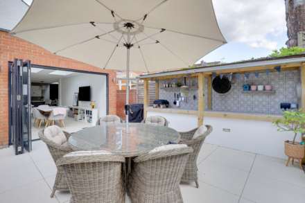Blenheim Road, Caversham Heights, Image 26