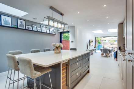 Blenheim Road, Caversham Heights, Image 8