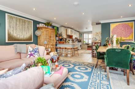Farm Road, Henley-on-Thames, South Oxfordshire, Image 12
