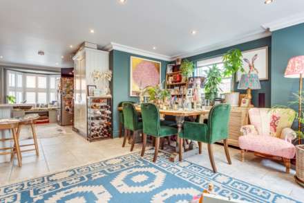 Farm Road, Henley-on-Thames, South Oxfordshire, Image 26