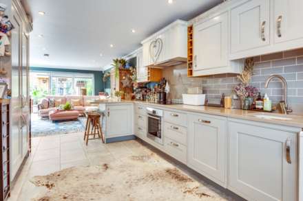 Farm Road, Henley-on-Thames, South Oxfordshire, Image 3
