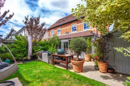 Farm Road, Henley-on-Thames, South Oxfordshire, Image 5