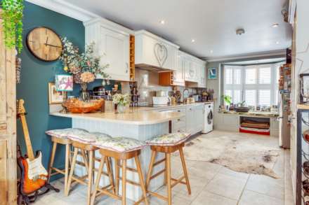 Farm Road, Henley-on-Thames, South Oxfordshire, Image 6