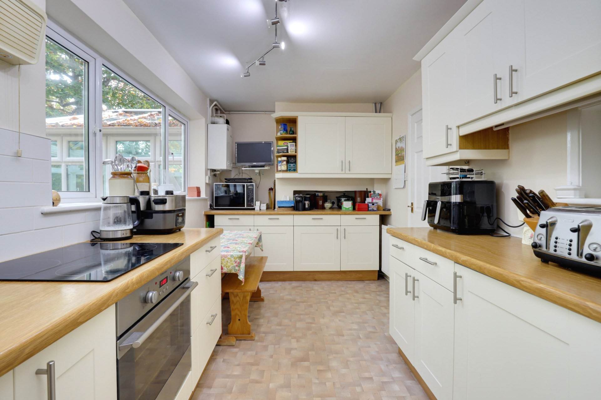 Red House Drive, Sonning Common, South Oxfordshire, Image 4