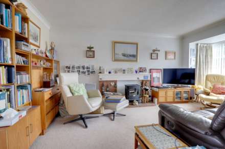 Delafield Drive, Calcot, Image 11