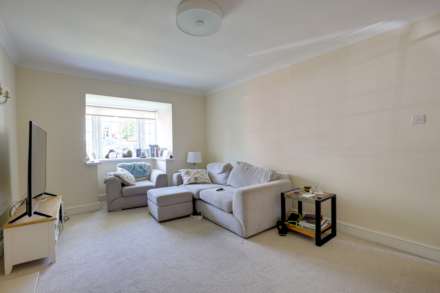 Blenheim Road, Caversham, Image 12