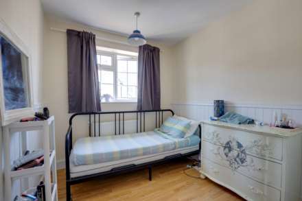 Blenheim Road, Caversham, Image 15
