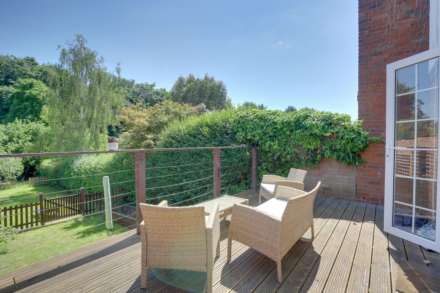 Blenheim Road, Caversham, Image 19