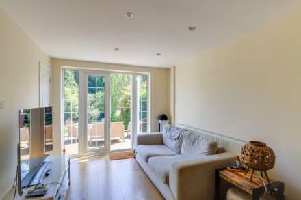 Blenheim Road, Caversham, Image 8