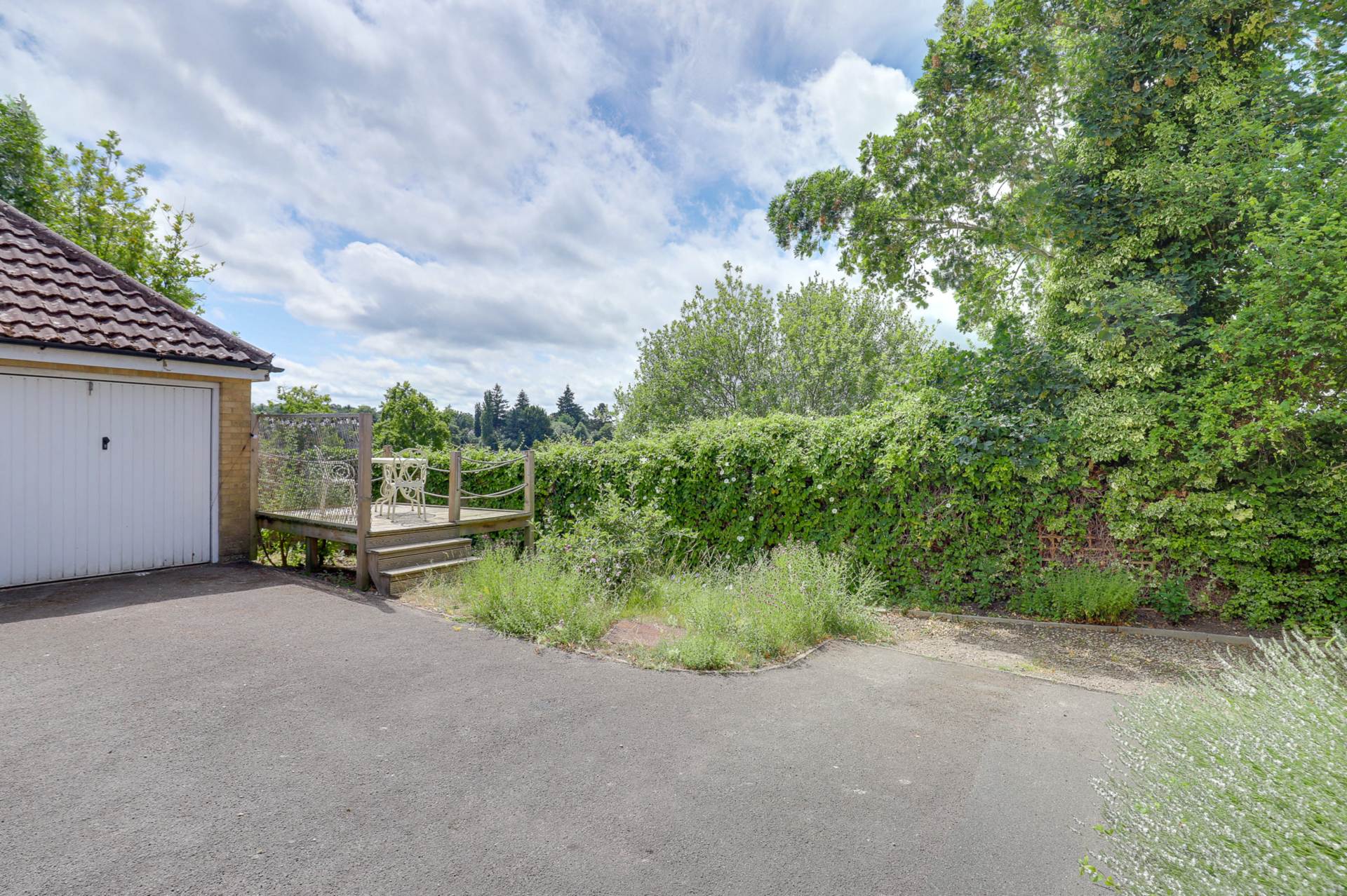 Morlais, Caversham, Image 27