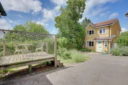 Morlais, Caversham
