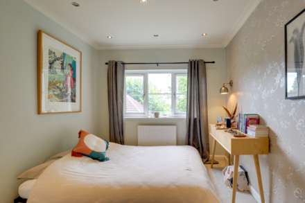 Morlais, Caversham, Image 14