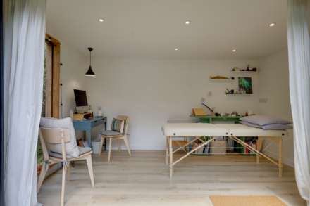 Morlais, Caversham, Image 8