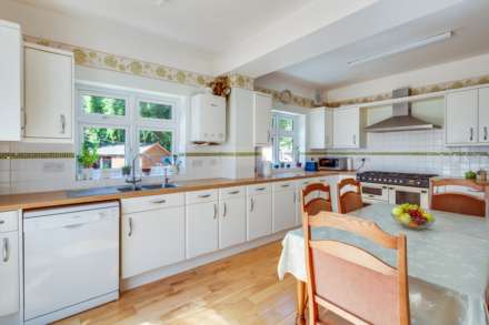 Balmore Drive, Reading, Image 13