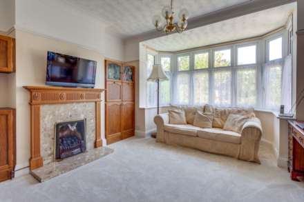 Balmore Drive, Reading, Image 4