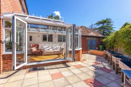 Balmore Drive, Reading, Image 8