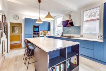 Kidmore Road, Caversham Heights, Image 10