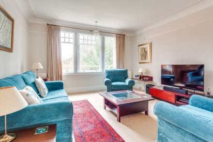 Kidmore Road, Caversham Heights, Image 9