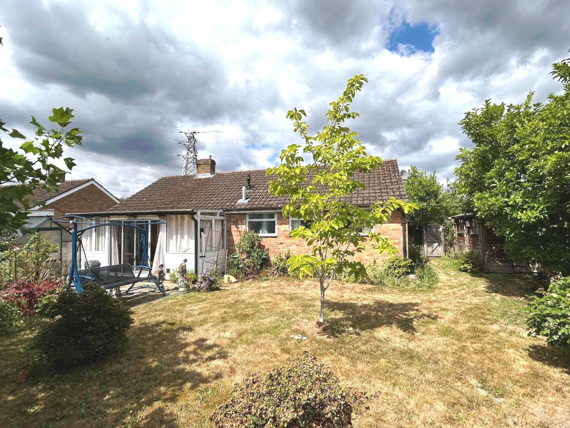Westleigh Drive, Sonning Common, South Oxfordshire, Image 2