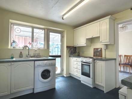 Westleigh Drive, Sonning Common, South Oxfordshire, Image 6