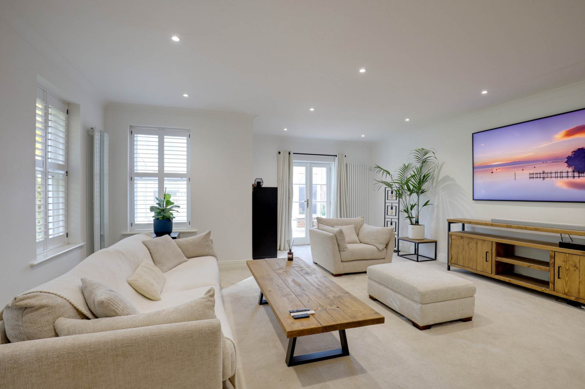 Notley Place, Emmer Green, Image 13