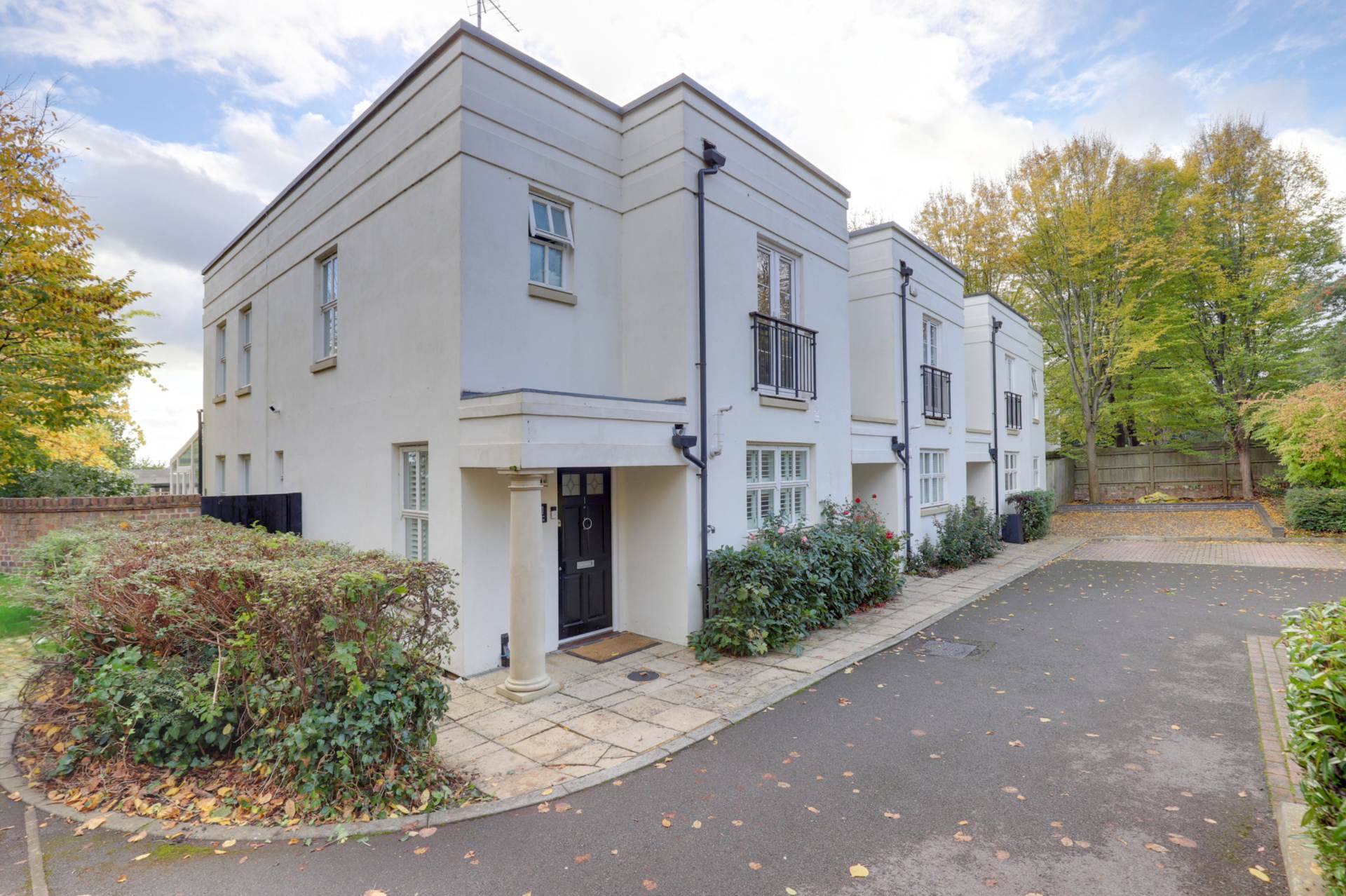 Notley Place, Emmer Green, Image 32