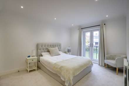 Notley Place, Emmer Green, Image 24