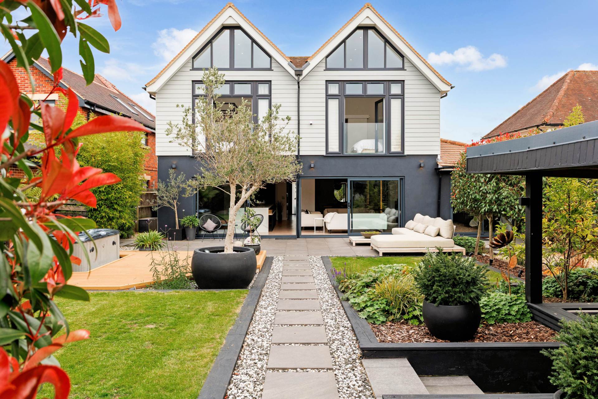 Upper Woodcote Road, Caversham Heights, Image 2
