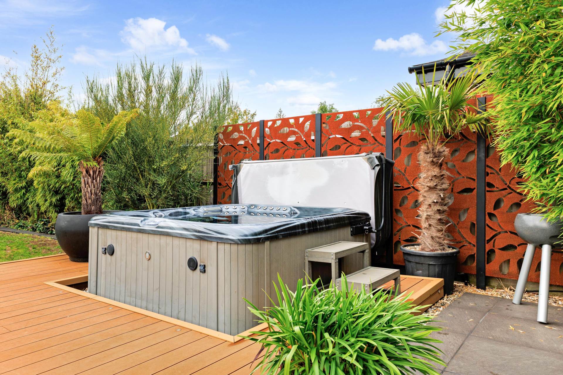 Upper Woodcote Road, Caversham Heights, Image 35