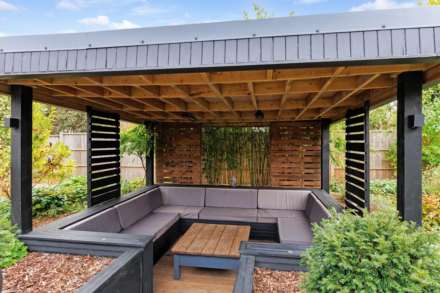 Upper Woodcote Road, Caversham Heights, Image 30