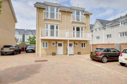 Massachusetts Place, Reading, Image 1