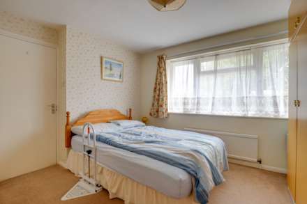 Orchard Avenue, Sonning Common, Image 17
