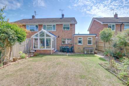 Orchard Avenue, Sonning Common, Image 2