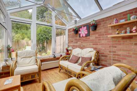 Orchard Avenue, Sonning Common, Image 7